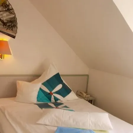 מלון Landgasthaus Bonn