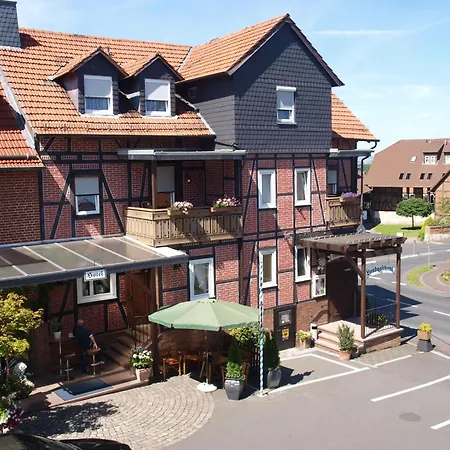 מלון Landgasthaus Bonn 3*