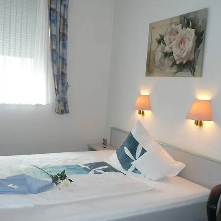 Landgasthaus Bonn באונאטאל