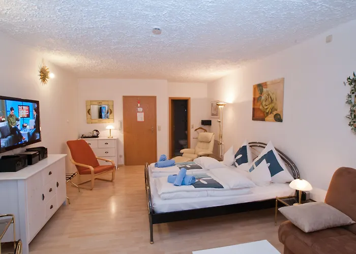 فندق Landgasthaus Bonn 3*