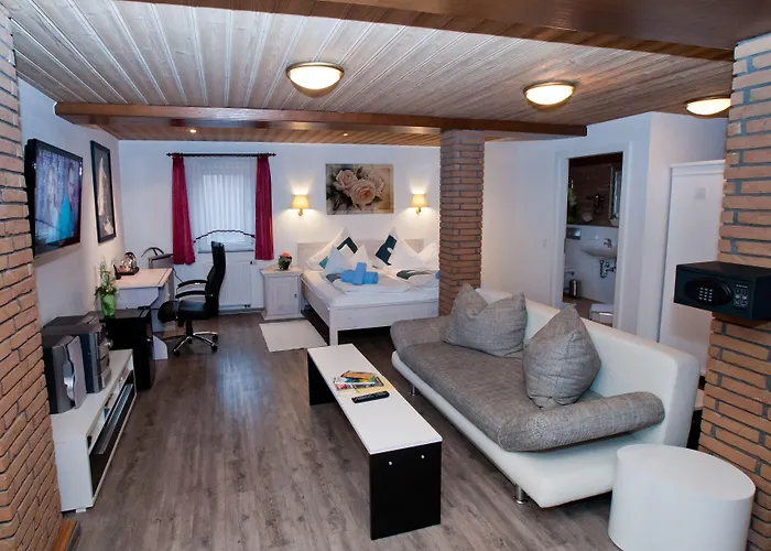 فندق Landgasthaus Bonn 3*