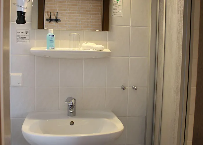 Landgasthaus Bonn 3* باوناتال