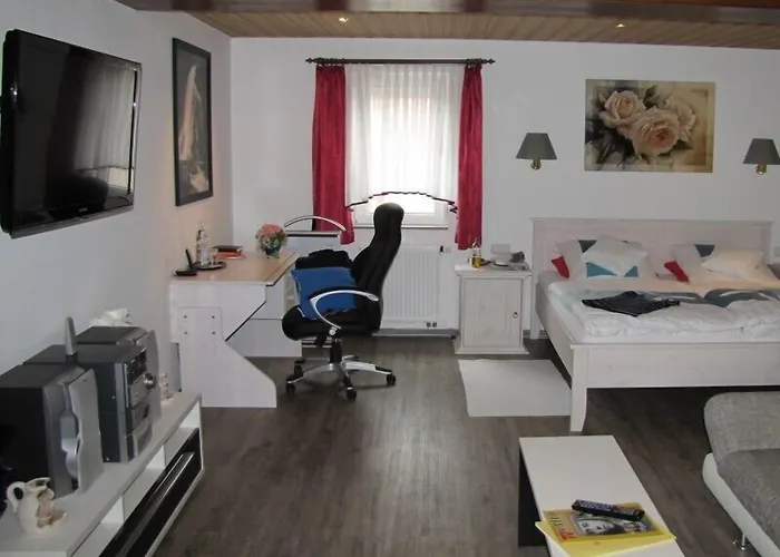 فندق Landgasthaus Bonn 3*