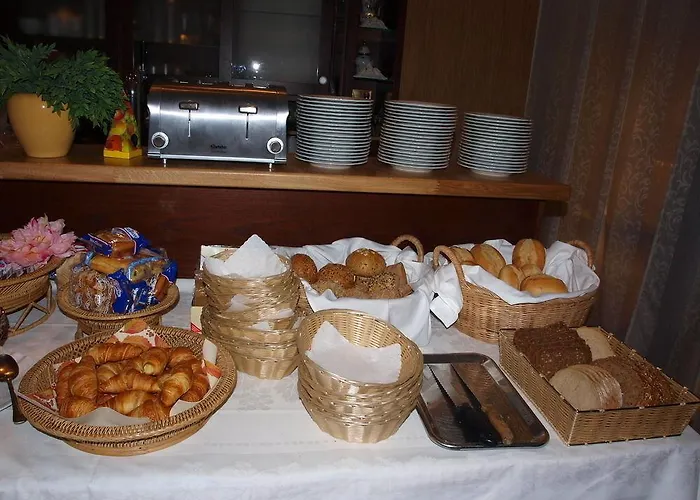 Landgasthaus Bonn فندق 3*