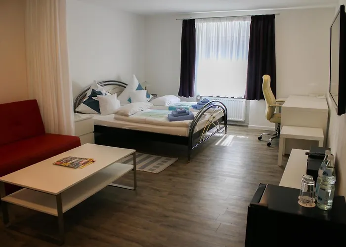 Landgasthaus Bonn 3* باوناتال