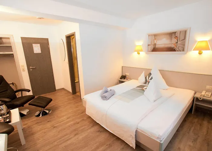 فندق Landgasthaus Bonn